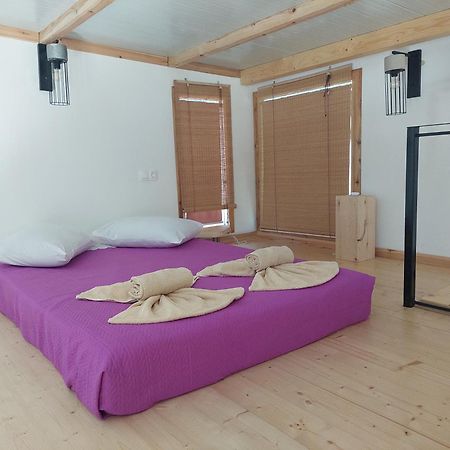Afionas Das Gruene Haus Esterno foto